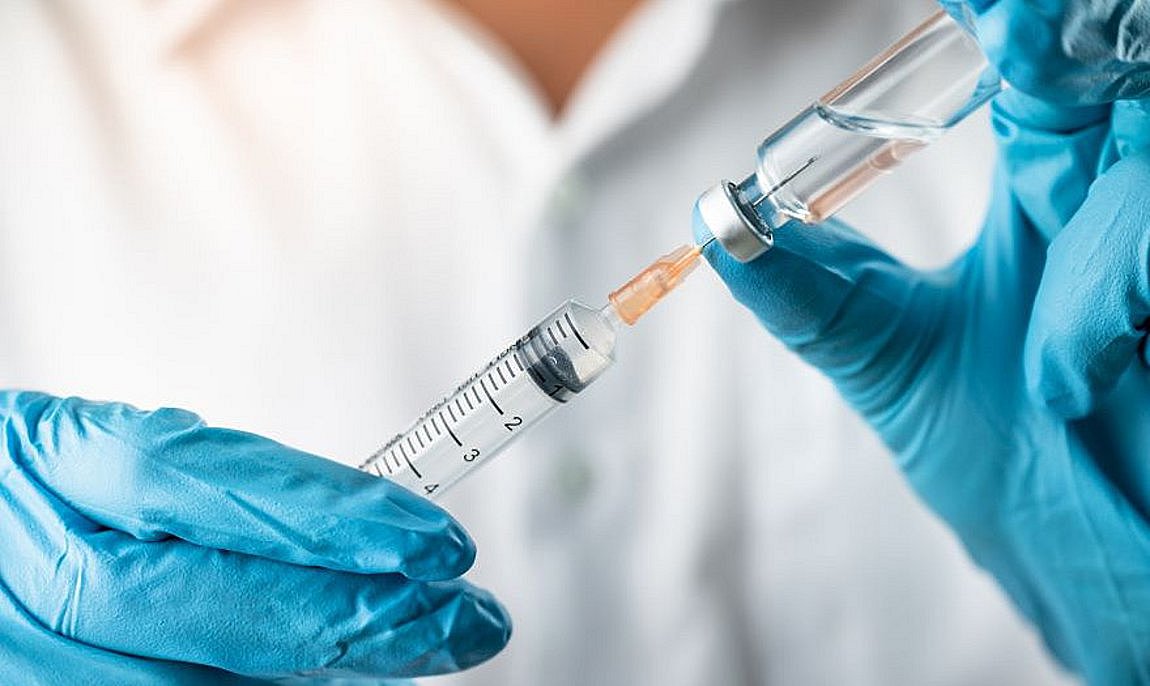 Πρόεδρος Μόνιμης Επιτροπής Εμβολιασμών – Τ.Μέρτενς: «Δε γίνεται να εγκριθούν γρηγορότερα τα εμβόλια»