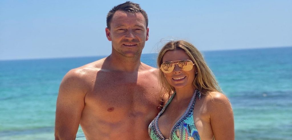 Η σύζυγος του Τ.Τέρι μας αποδεικνύει πώς «μία 40αρα ίσον με δύο 20αρες» (φώτο)