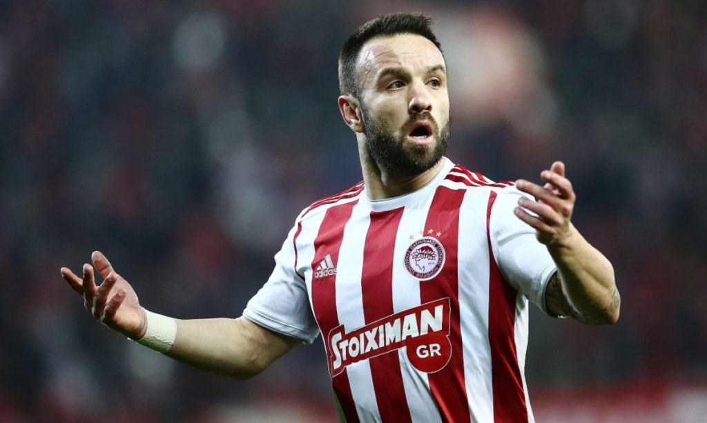 Ολυμπιακός: Παίζει κόντρα στην ΑΕΚ ο Μ.Βαλμπουενά