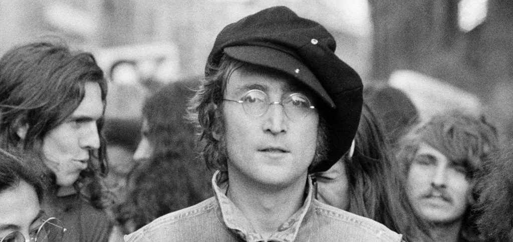 Τζον Λένον: 40 χρόνια από τη δολοφονία του θρυλικού «σκαθαριού» (φωτό)