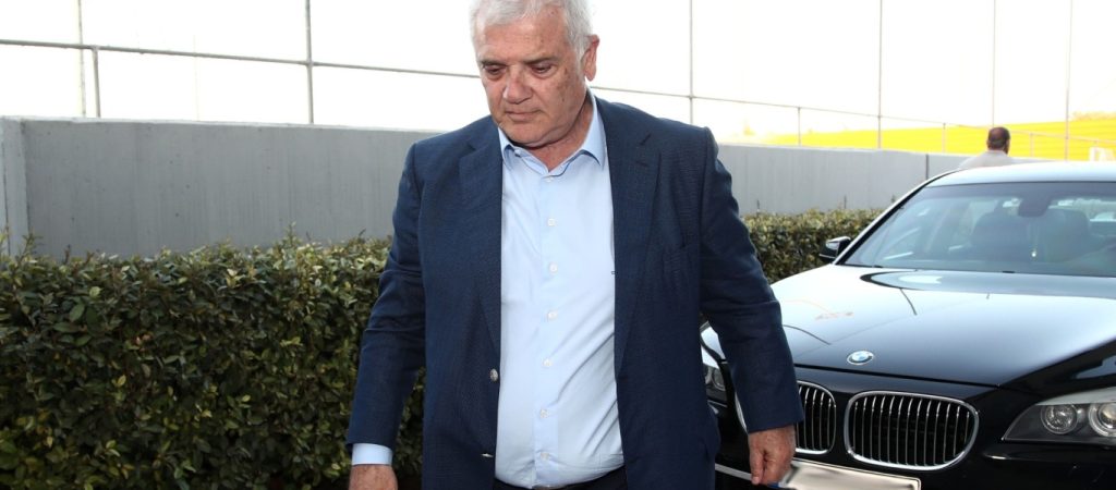 Δ.Μελισσανίδης: «Ρε, έχετε καταλάβει πού έχετε έρθει; Ποια ομάδα εκπροσωπείτε; Ποια φανέλα φοράτε;»