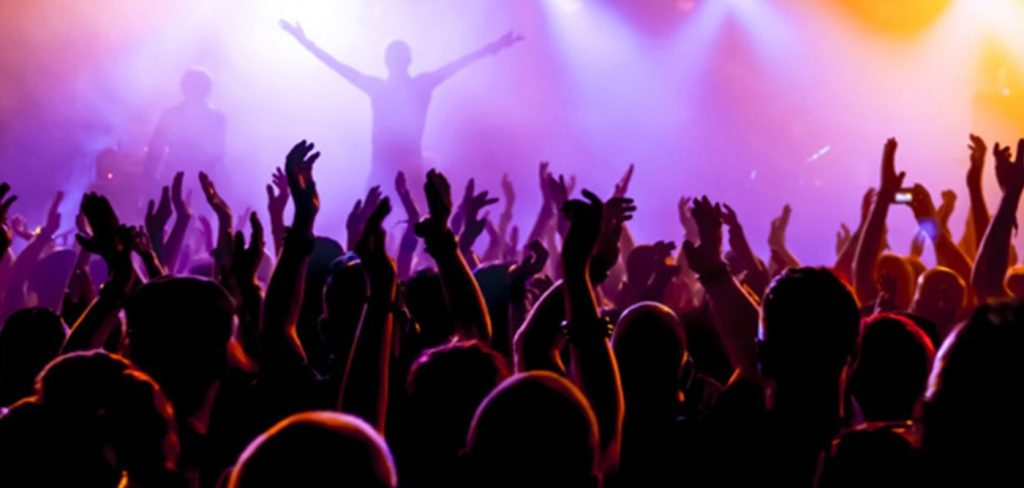 Ticketmaster: «Δεν θα μπορείτε να παρακολουθείτε συναυλίες αν δεν έχετε εμβολιαστεί κατά του COVID-19»