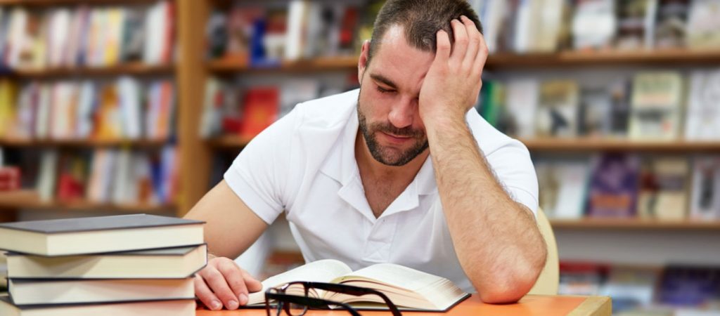 Αυτοί είναι οι λόγοι που νιώθετε κουρασμένοι παρά τις πολλές ώρες ύπνου
