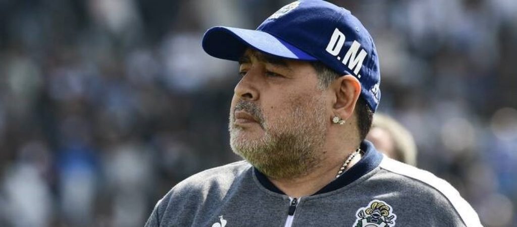 Ντιέγκο Μαραντόνα: Διάσημος tattoo artist έφτιαξε το καλύτερο τατουάζ του (βίντεο)