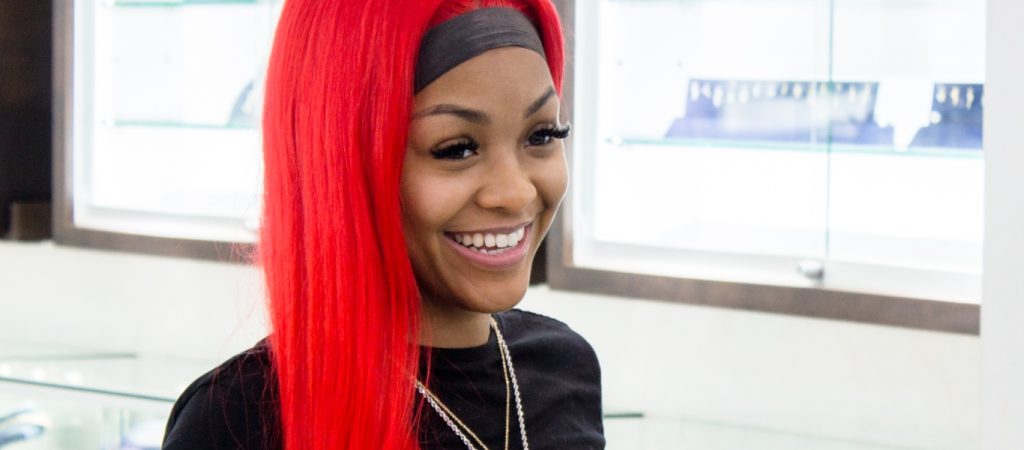 Χειροπέδες στην τραγουδίστρια Ann Marie – Κατηγορείται ότι πυροβόλησε άνδρα στο κεφάλι