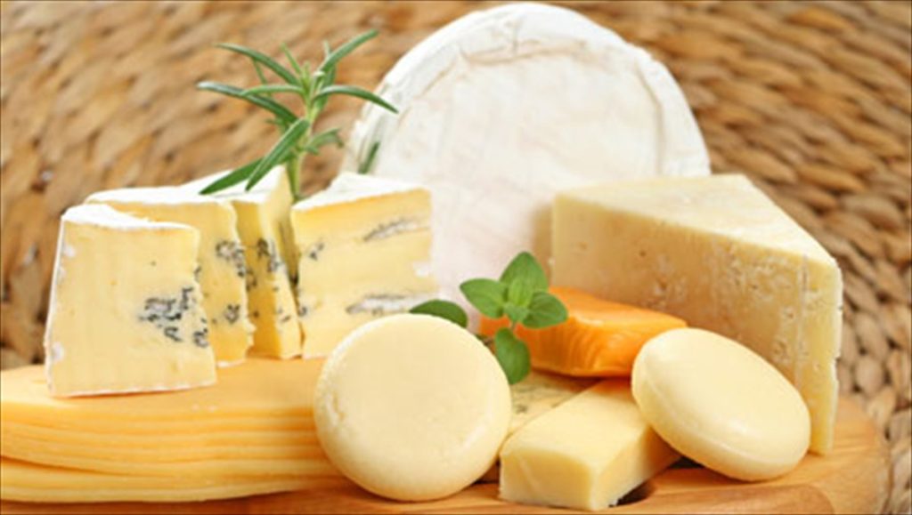 Τυριά: Χρήσιμος πίνακας με το πόση χοληστερόλη έχει το κάθε είδος