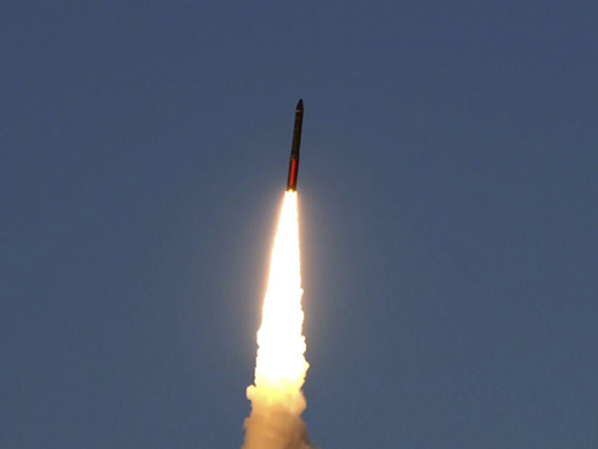 Η Ρωσία προχώρησε στην εκτόξευση διηπειρωτικού βαλλιστικού πυραύλου από υποβρύχιο (βίντεο)