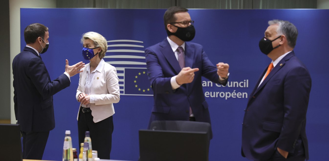 Σε εξέλιξη η Σύνοδος Κορυφής: Ταμείο ανάκαμψης και κλιματική αλλαγή τα θέματα συζήτησης – Στο δείπνο τα της Τουρκίας