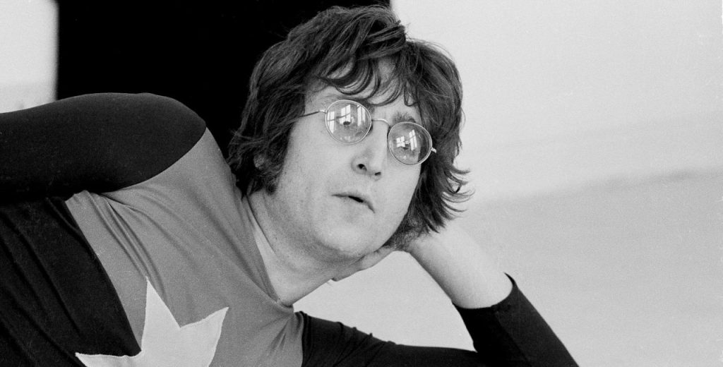 Στο «σφυρί» τα ρολόγια τσέπης του Τζον Λένον και του Άντι Γουόρχολ  – Πωλούνται για 30.000!