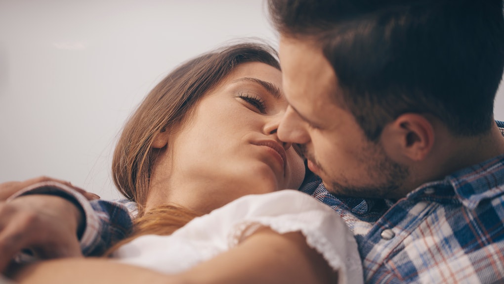 Αυτά τα έξι ζώδια είναι… πρωταθλητές στο φιλί