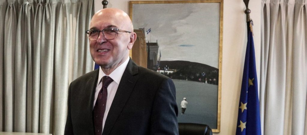 Η παράξενη στιχομυθία K.Φραγκογιάννη – Δ.Βίτσα για την ενσυναίσθηση και τον κορωνοϊό