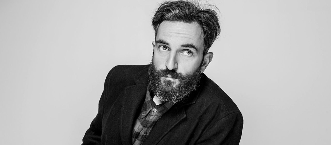 Αρης Σερβετάλης: «Απελθέτω απ’εμού το εμβόλιο τούτο» – «Ανοίξτε τις εκκλησίες»