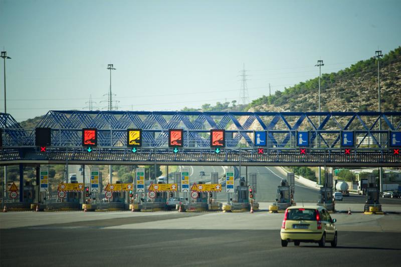 Μειώνονται οι τιμές στην Ολυμπία Οδό – Δείτε πως διαμορφώνονται (φωτο)