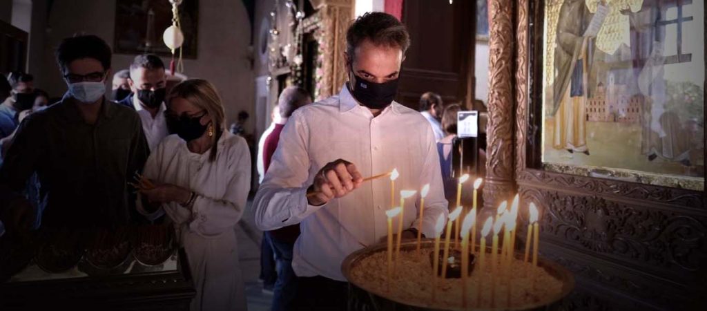 Διάσταση λοιμωξιολόγων και κυβέρνησης για τα μέτρα;