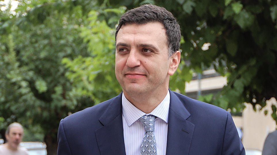 Με τους εκπροσώπους των κομμάτων θα συναντηθεί το μεσημέρι ο Β.Κικίλιας