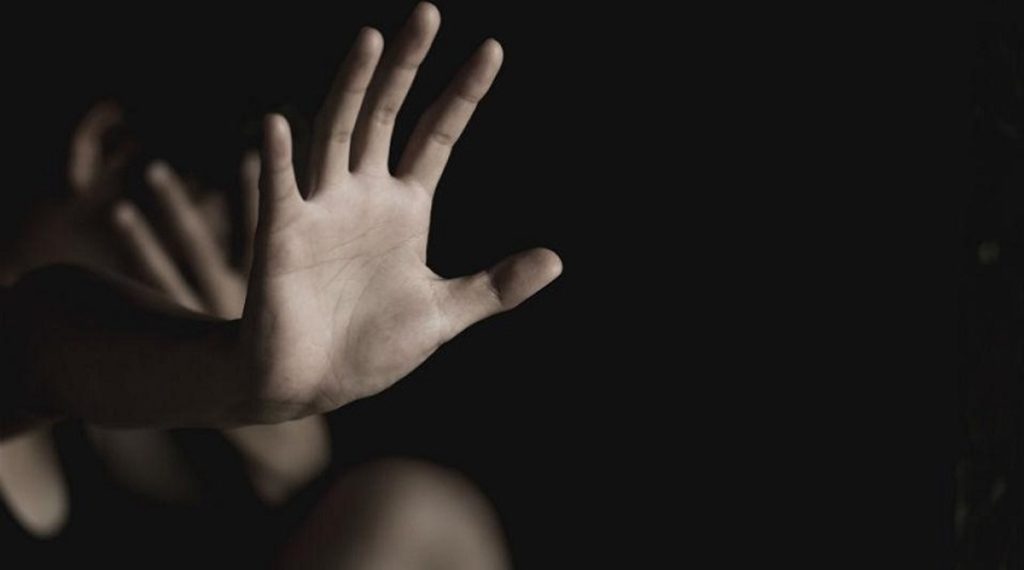 Ρόδος: Ελεύθερος αφέθηκε ο 47χρονος που κατηγορείται ότι βιντεοσκόπησε τη σεξουαλική κακοποίηση του 12χρονου ανιψιού του