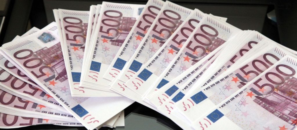 Έρχονται διευκολύνσεις από τις τράπεζες με μικρότερες δόσεις δανείων – Ποιους αφορά