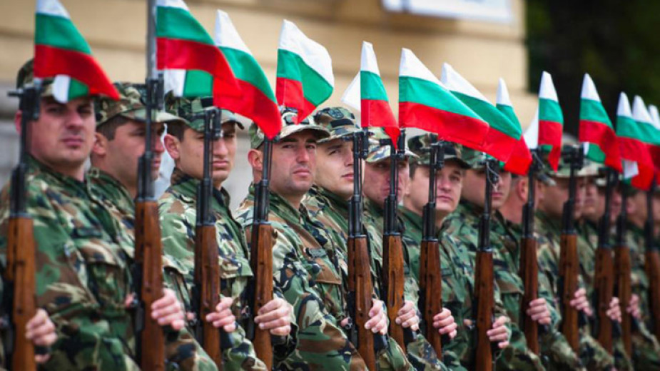 Η Βουλγαρία δίνει κίνητρα για ένταξη πολιτών ως εθελοντών στο στρατό