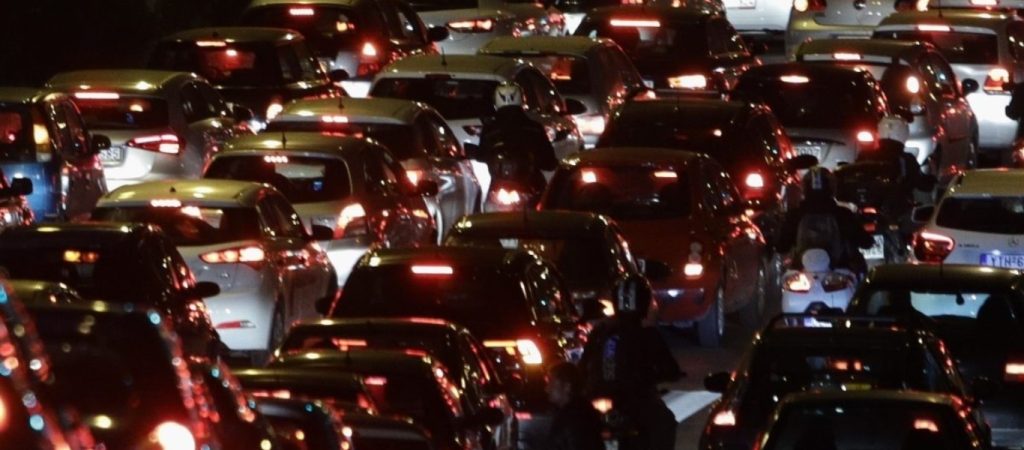 Τροχαίο στην έξοδο του Κηφισού προς λεωφόρο Αθηνών – Μποτιλιάρισμα στο σημείο