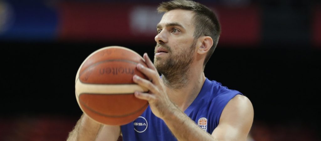 Basket League: Επίσημη η επιστροφή του Β.Μάντζαρη στο Περιστέρι (φώτο)