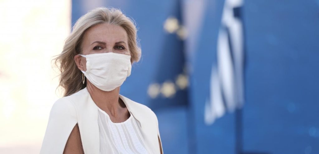 Αμηχανία στη ΝΔ μετά τη νέα γκάφα του Μαξίμου & το ταξίδι της Μ.Μητσοτάκη στην Καλαμάτα για συνάντηση με τον οίκο Dior