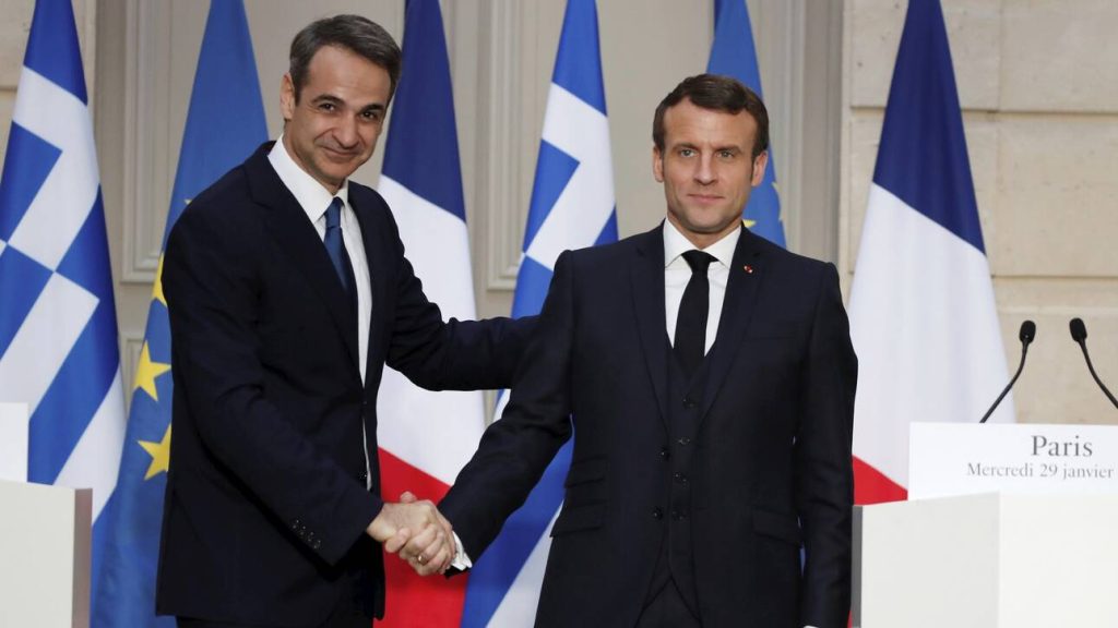 Αρνητικός στον κορωνοϊό ο Κ.Μητσοτάκης – Είχε συναντηθεί στο Παρίσι με τον Ε.Μακρόν