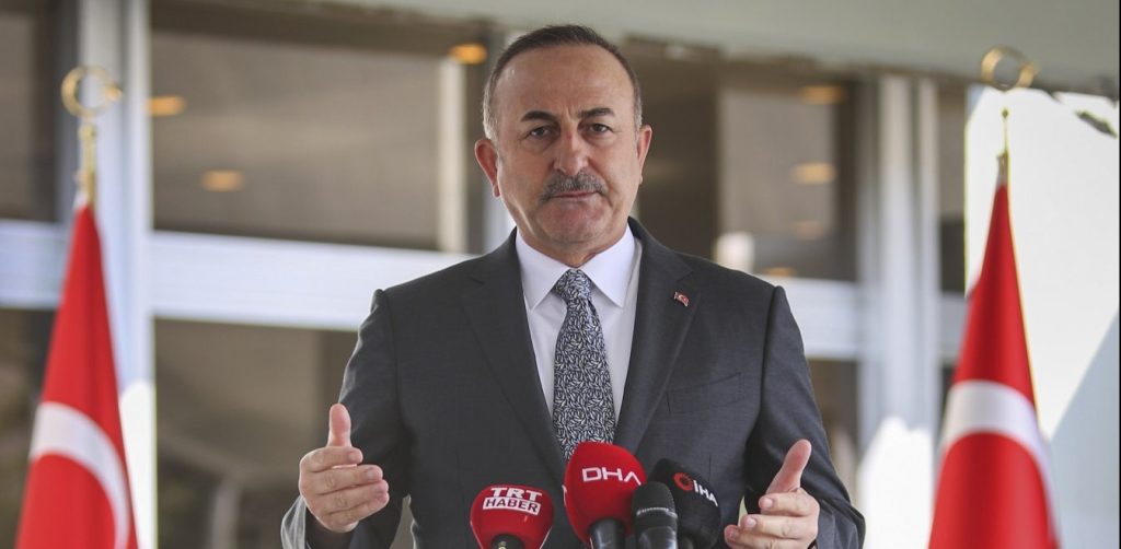 Μ.Τσαβούσογλου: «Δεν θα υποχωρήσουμε στο θέμα του ρωσικού αντιπυραυλικού συστήματος S-400»