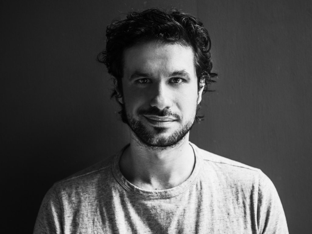 Πατέρας για πρώτη φορά θα γίνει ο ηθοποιός Ορφέας Αυγουστίδης (βίντεο)