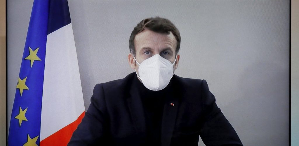 Ε.Μακρόν: Στη Σύνοδο Κορυφής φαίνεται πως νόσησε ο Γάλλος πρόεδρος – Οι κινήσεις του πριν βρεθεί θετικός
