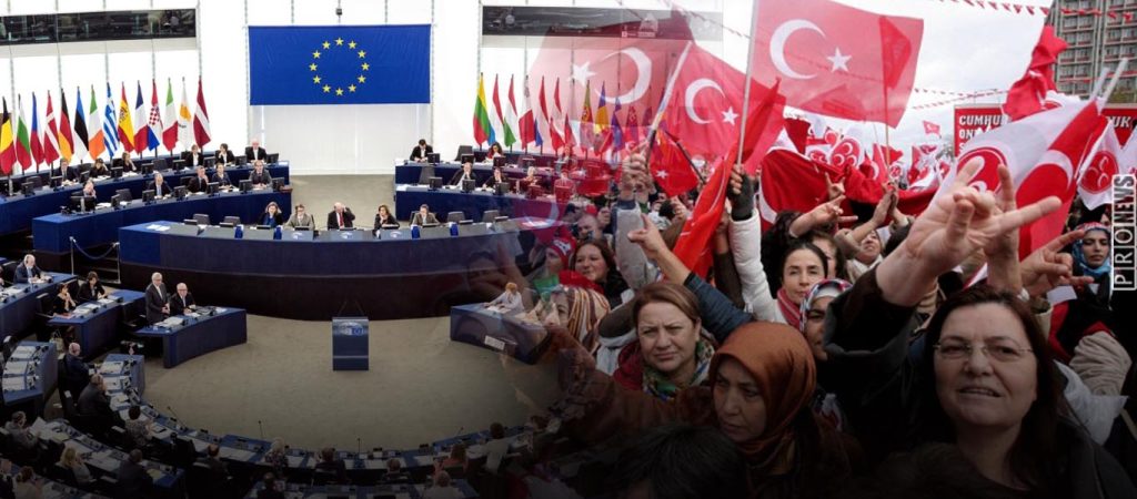 Αδιανόητο: Οι Έλληνες ευρωβουλευτές -πλην τριών- καταψήφισαν πρόταση χαρακτηρισμού των Γκρίζων Λύκων ως «τρομοκρατών»!