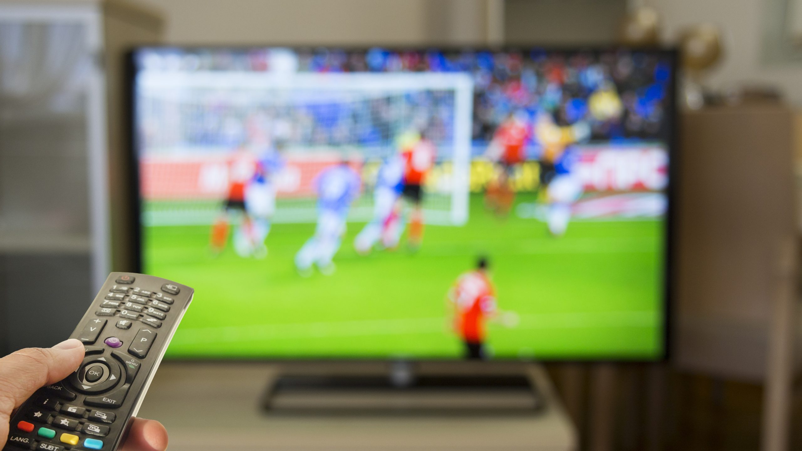 Η Αγγλία βάλει τέλος στην «πειρατική» TV – Η αστυνομία στέλνει επιστολές σε 7.000 άτομα απειλώντας τους με φυλάκιση