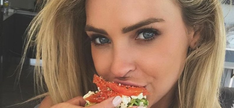 Casey Costello: Η ξανθιά καλλονή από την Αυστραλία που βάζει «φωτιά» στον Ιnstagram (φωτό)