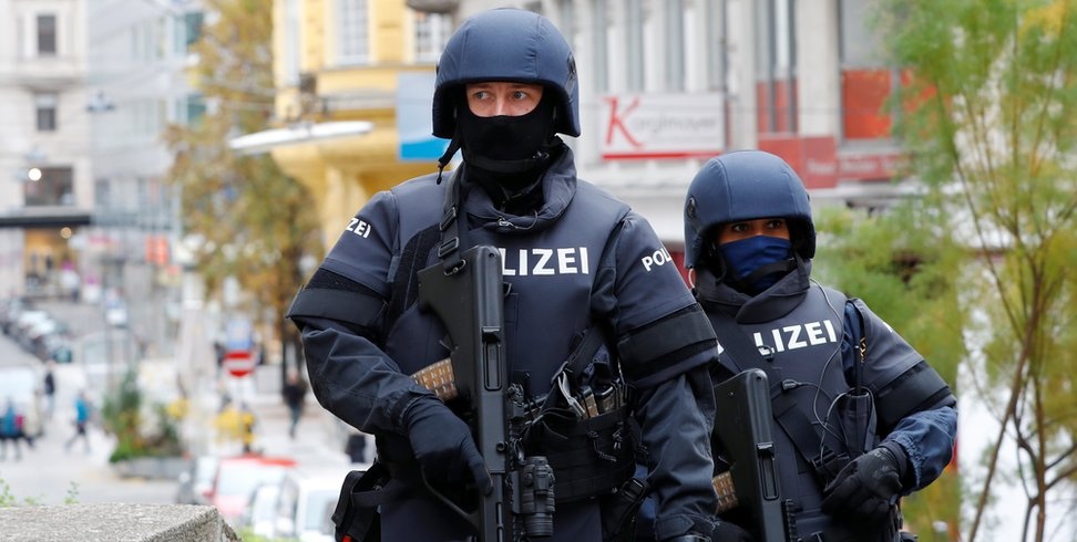 Αυστρία: Στους 15 οι συλληφθέντες από την πολύνεκρη επίθεση στη Βιέννη τον περασμένο μήνα