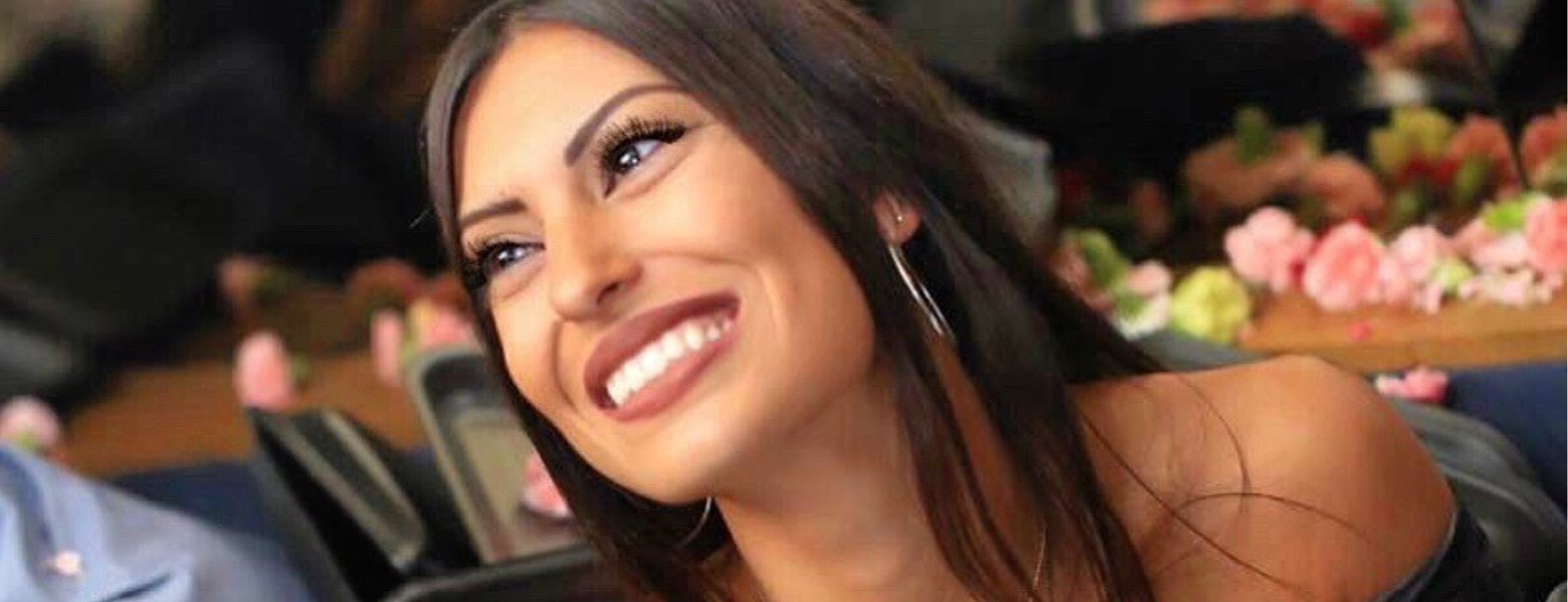 Μαρία Κορέλλι: Η «εκρηκτική» Κρητικοπούλα που διαθέτει και φωνή και… κορμί (φωτό)