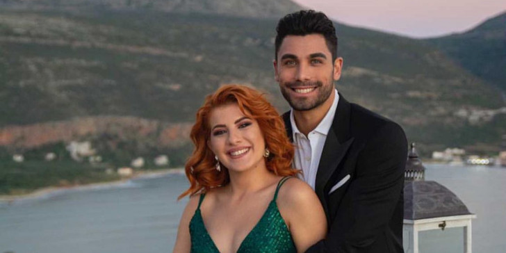 The Bachelor: Παναγιώτης και Νικόλ βάζουν «τέλος» στις φήμες περί χωρισμού – «Μην ακούτε αυτά που λένε» (βίντεο)