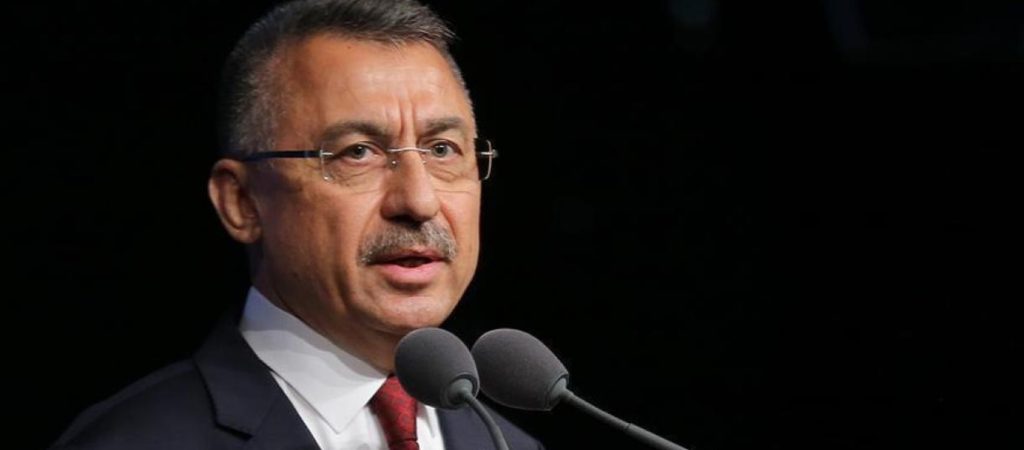 Λιποθυμικό επεισόδιο για τον Φ.Οκτάι σε συνέδριο για την κυβερνοασφάλεια (βίντεο)