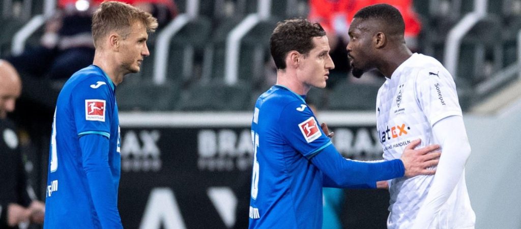 Γερμανία: Ποδοσφαιριστής έφτυσε αντίπαλο και το… πλήρωσε πολύ ακριβά (βίντεο)