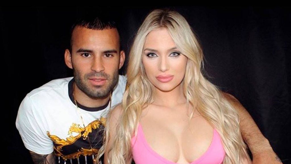 Tζανίρα Μπαρμ: H  σύντροφος του πρώην επιθετικού της Παρί  Χ.Ροντρίγκεθ «κολάζει» το Instagram (φωτό)