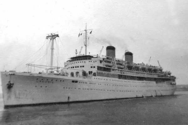 Το ναυάγιο του ελληνικού πλοίου «Λακωνία»: Το όνομα που είναι ο φόβος και ο τρόμος των ναυτικών