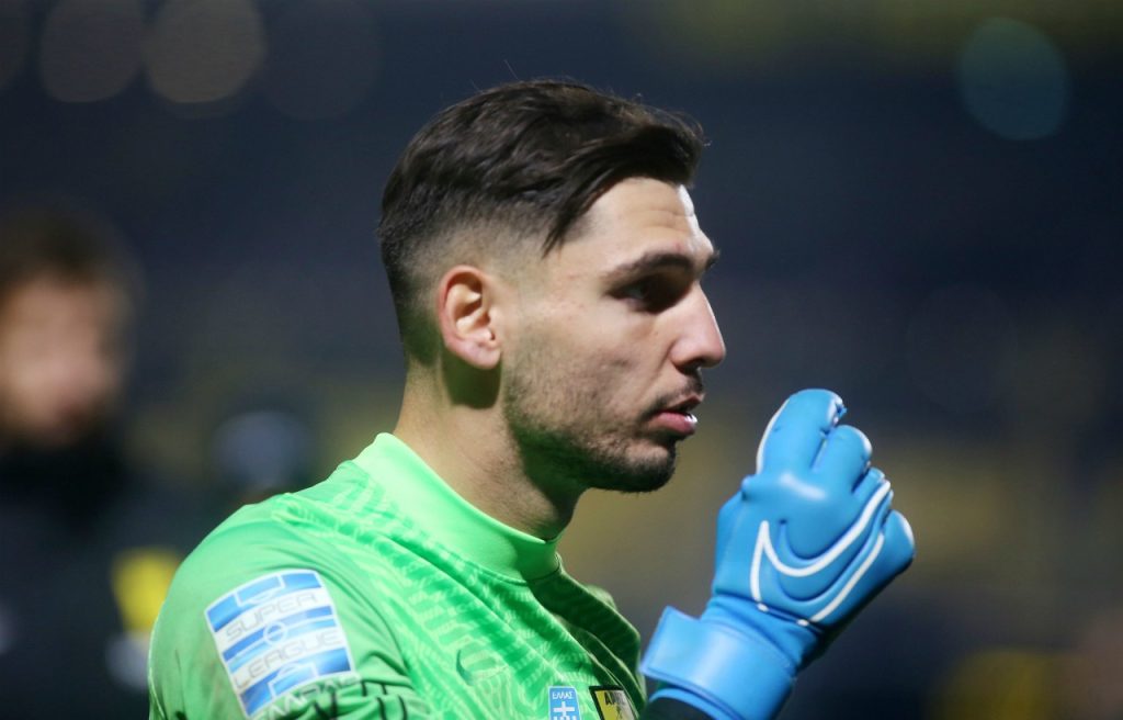 Άρης: Υπό 24ωρη αστυνομική συνοδεία ο Μάριος Σιαμπάνης