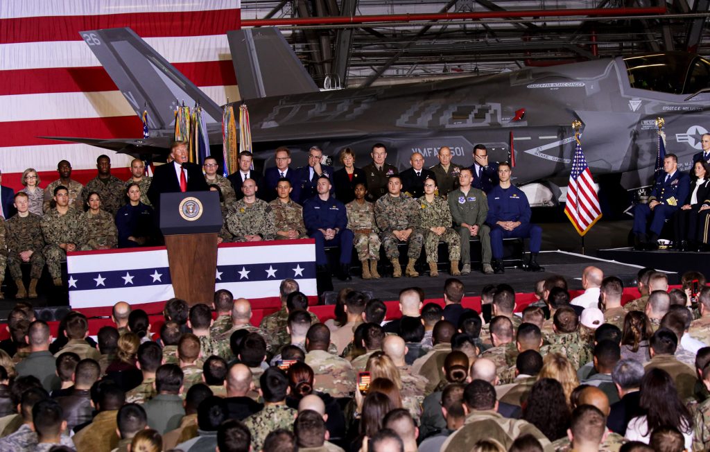 Βέτο από Ντ.Τραμπ στον αμυντικό προϋπολογισμό των ΗΠΑ για το 2021