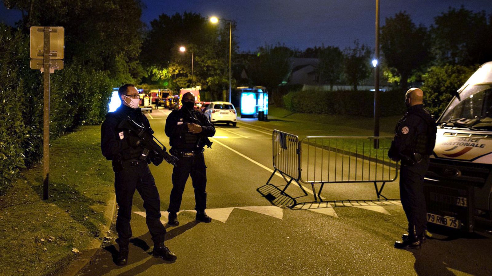 Μακελειό στη Γαλλία: Νεκρός ο 48χρονος που εκτέλεσε τρεις αστυνομικούς – Κρατούσε όμηρο τη γυναίκα του (upd)