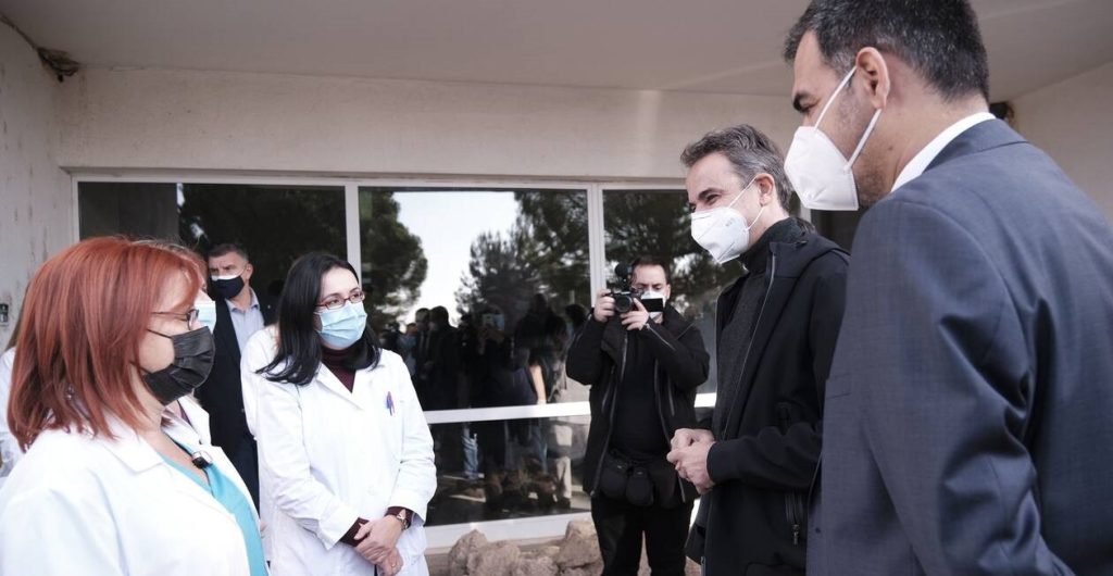 Κ.Μητσοτάκης σε υγειονομικούς: «Να εμβολιαστείτε πρώτοι εσείς – Δεν εκτιμώ την αντίδραση στον εμβολιασμό»