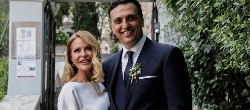 Γέννησε η Τζένη Μπαλατσινού – Σε πελάγη ευτυχίας ο Βασίλης Κικίλιας