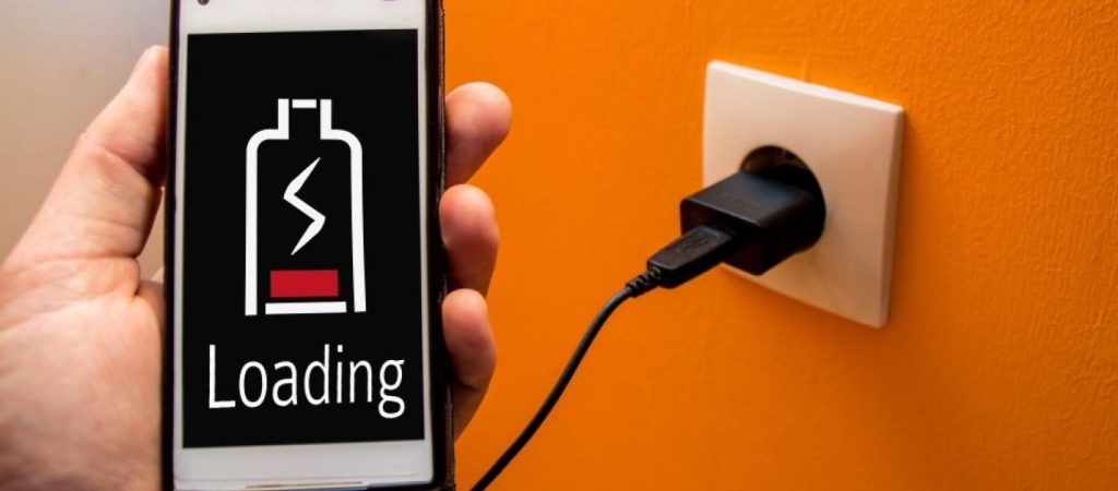 Έχετε αναρωτηθεί; – Πόσο στοιχίζει η ολονύχτια φόρτιση του κινητού σας;