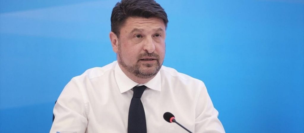 Στα Γιάννενα ο Ν.Χαρδαλιάς – Επιθεώρησε το χώρο φύλαξης των εμβολίων κατά του κορωνοϊού