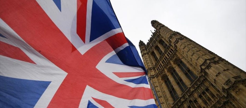 Εγκρίθηκε ομόφωνα από τους Πρέσβεις της ΕΕ η εφαρμογή της συμφωνίας για το Brexit