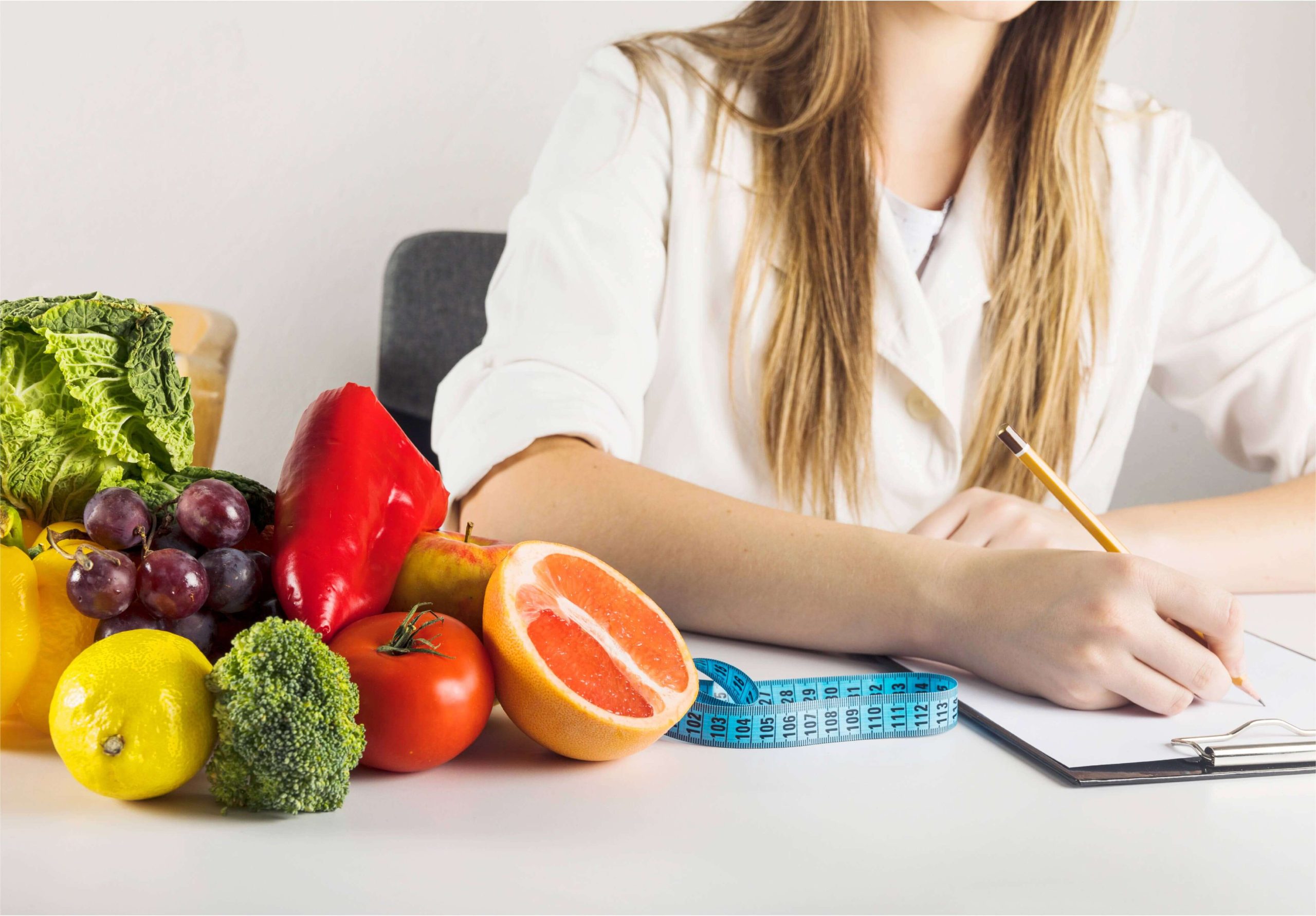 Ενδομητρίωση: Οι τροφές που πρέπει να καταναλώνουν & να αποφεύγουν οι γυναίκες