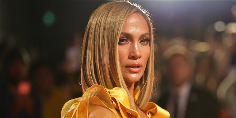 Jennifer Lopez: Πιο αποκαλυπτική από ποτέ στο νέο της βίντεο κλιπ (βίντεο)