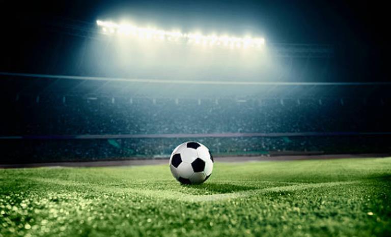 Περίπτωση από τις λίγες: Ο ποδοσφαιριστής που έπαιζε καλά μόνο αν έπινε και ξενυχτούσε (φωτο)